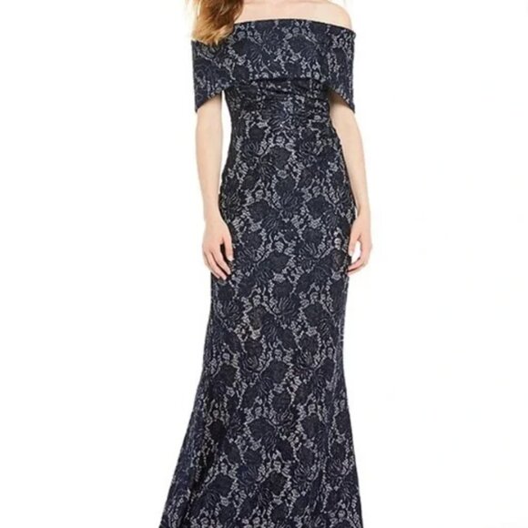 NWT VINCE CAMUTO Women's Off-The-Shoulder Sequin Lace Column Gown - Picture 2 of 4